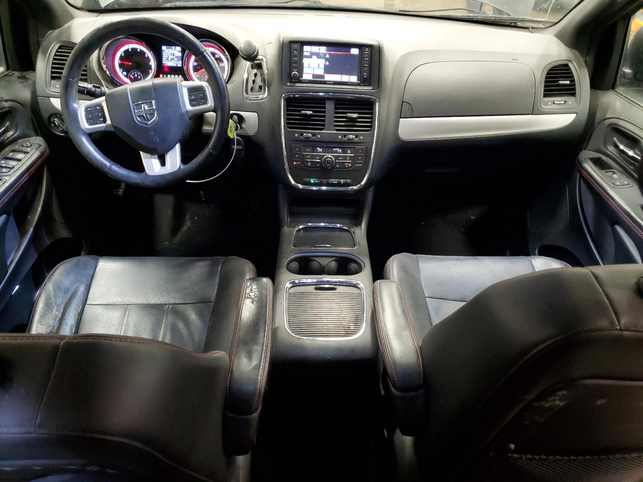 2017 Dodge Caravan - Image 8