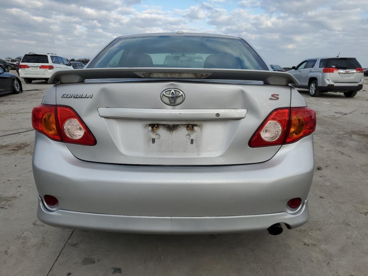 2010 Toyota Corolla - Image 6
