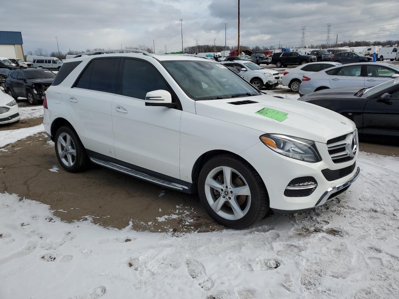 2017 Mercedes-Benz GLE - Image 4