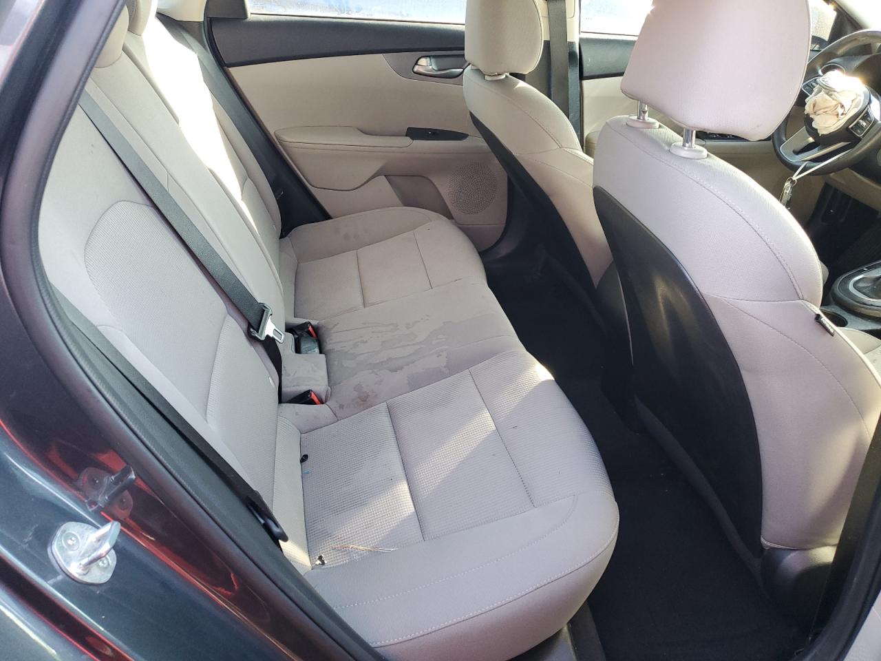 2021 Kia Forte - Image 10