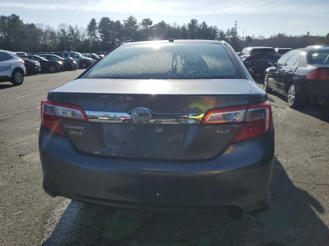  TOYOTA CAMRY 2014 Szary