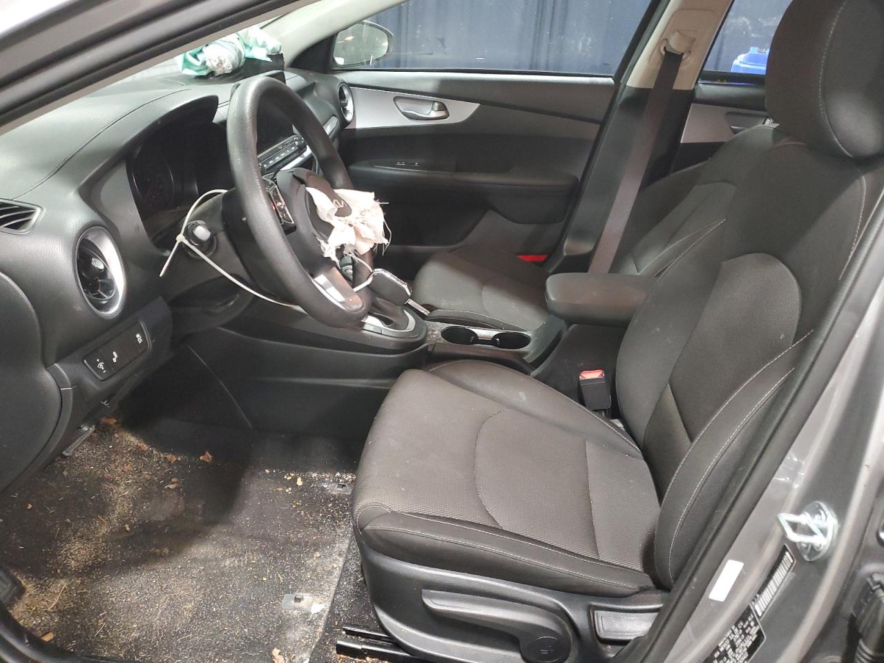 2024 Kia Forte - Image 7