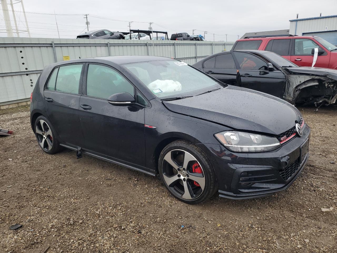 2019 Volkswagen GTI - Image 4