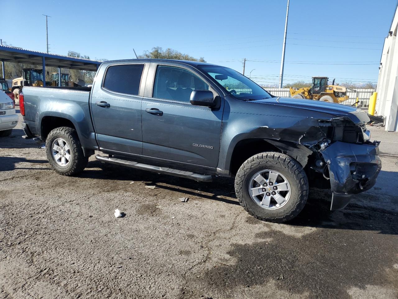 VIN 1GCGSBEN7K1356287 2019 CHEVROLET COLORADO no.4