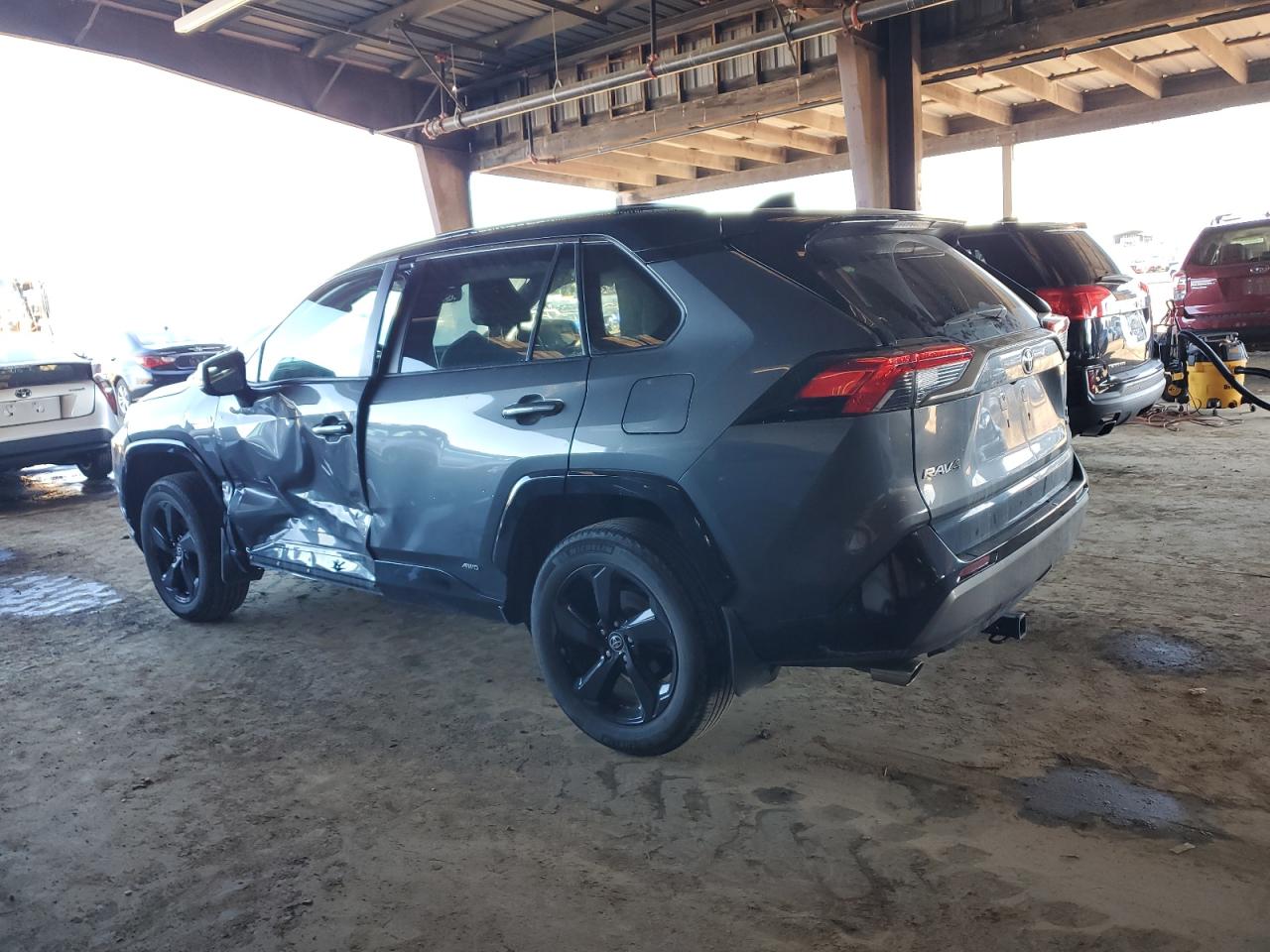 2021 Toyota RAV 4 - Image 2