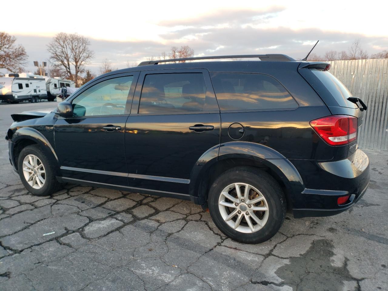 2013 Dodge Journey - Image 2