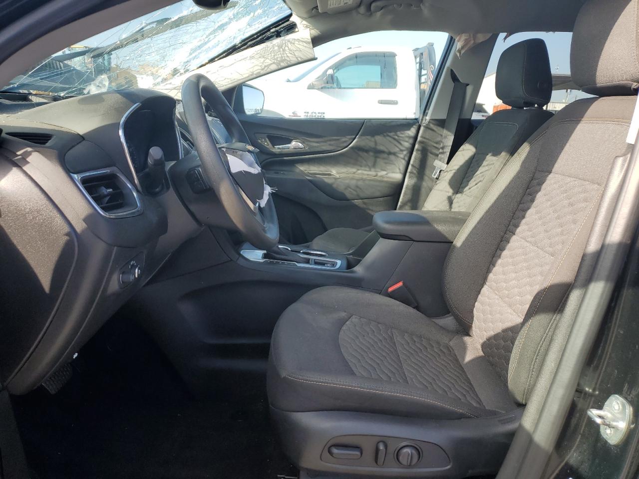 2020 Chevrolet Equinox - Image 7