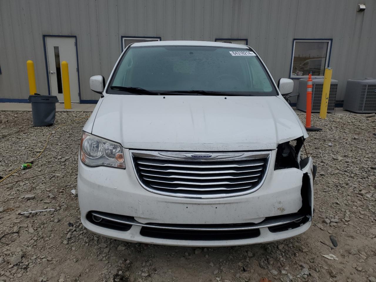 2015 Chrysler Town & Country - Image 5