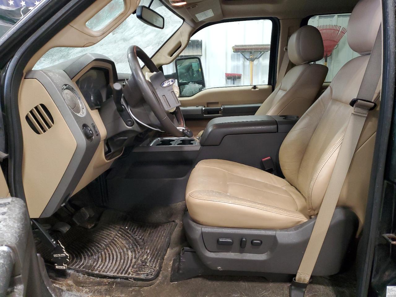 2012 Ford F250 - Image 7