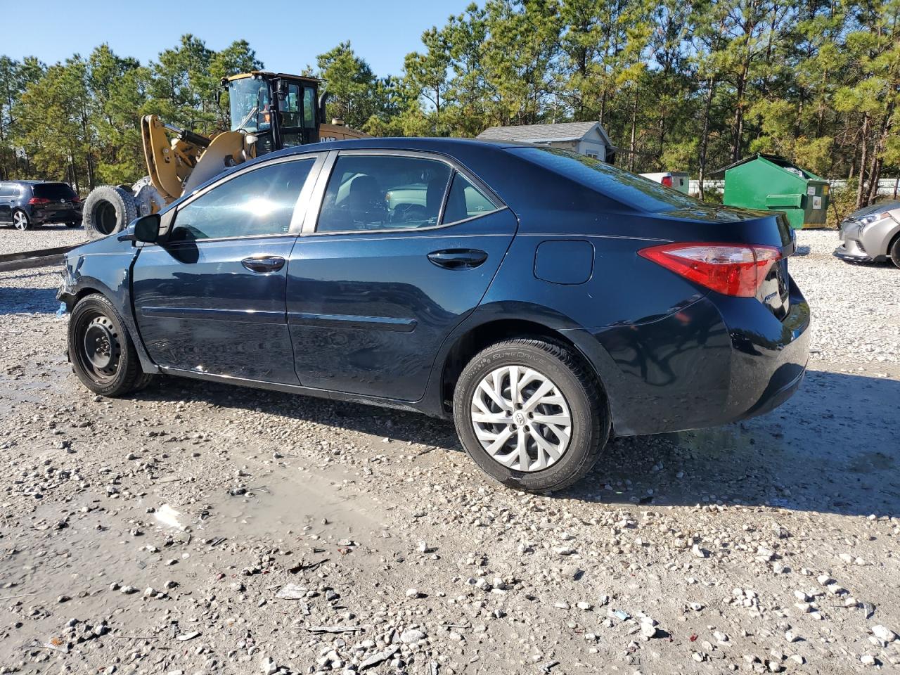 2T1BURHEXHC831475 2017 TOYOTA COROLLA - Image 2