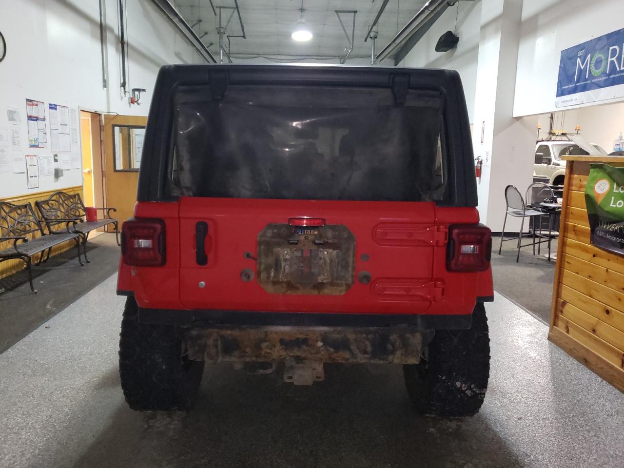 VIN 1C4HJXFN0KW526141 2019 JEEP WRANGLER no.6