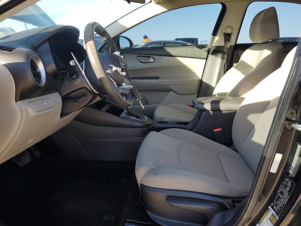 2019 Kia Forte Fe VIN: 3KPF24AD3KE052620 Lot: 87133074