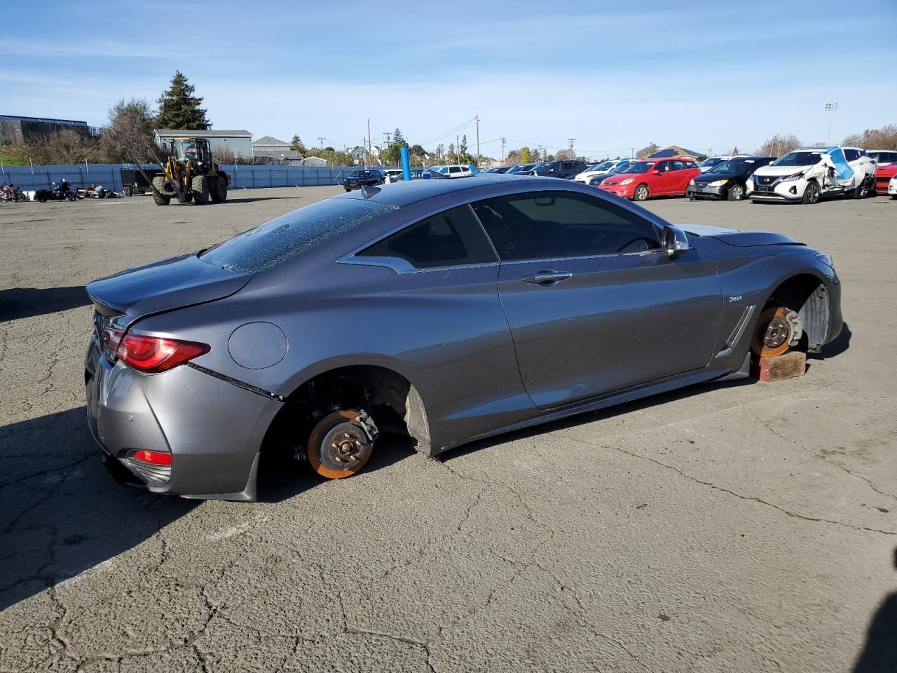 2018 Infiniti Q60 - Image 3