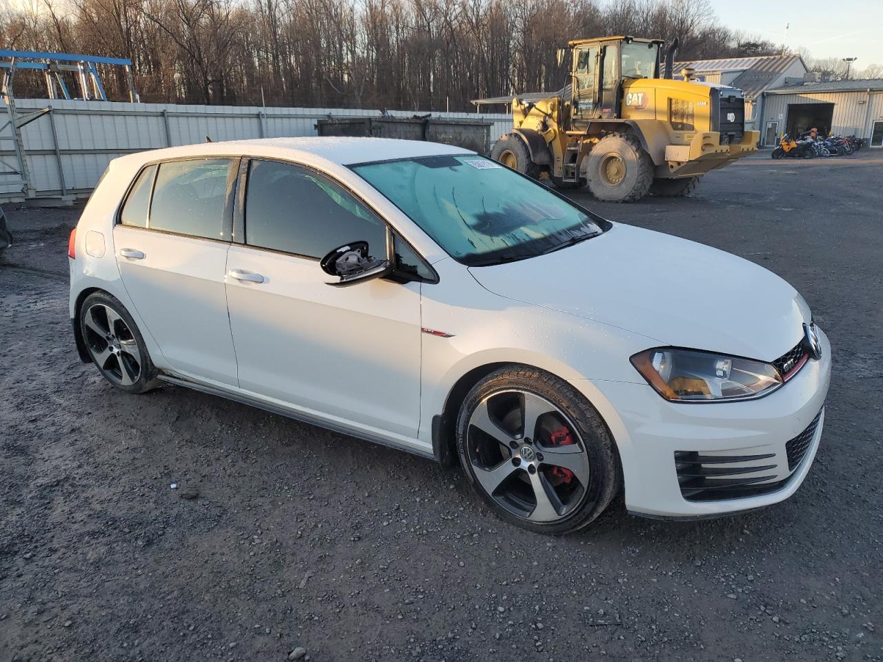 2017 Volkswagen GTI - Image 4