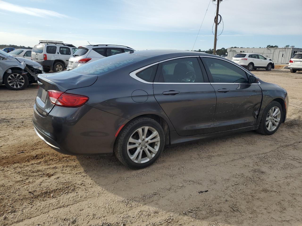 VIN 1C3CCCAB1FN728982 2015 CHRYSLER 200 no.3