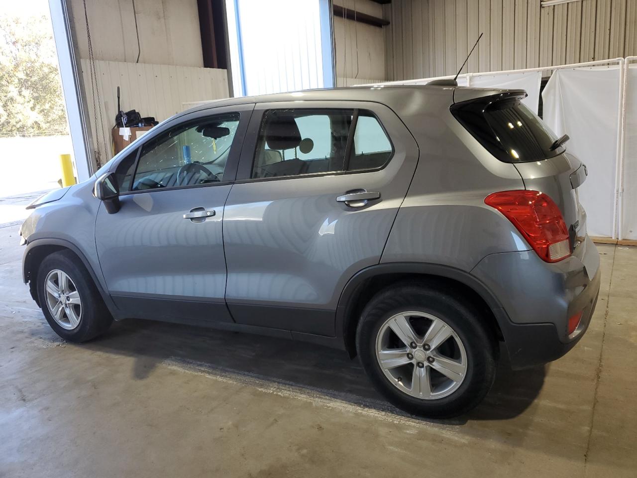 2020 Chevrolet Trax Ls VIN: 3GNCJKSB9LL317181 Lot: 85867384