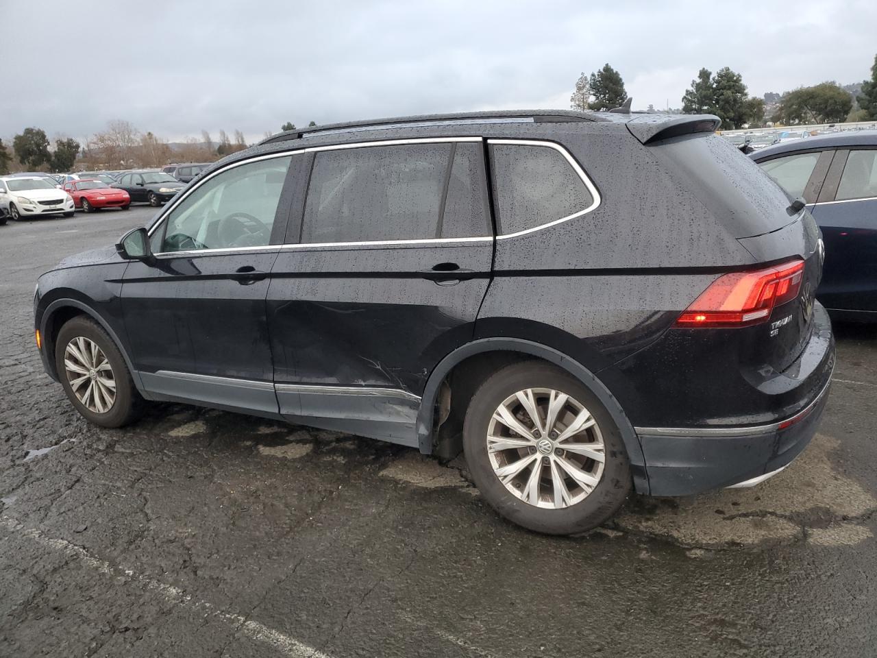 VIN 3VV2B7AX0JM176747 2018 VOLKSWAGEN TIGUAN no.2