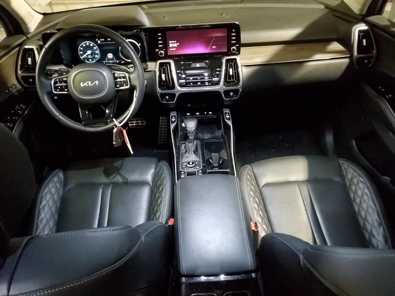 2022 Kia Sorento - Image 8