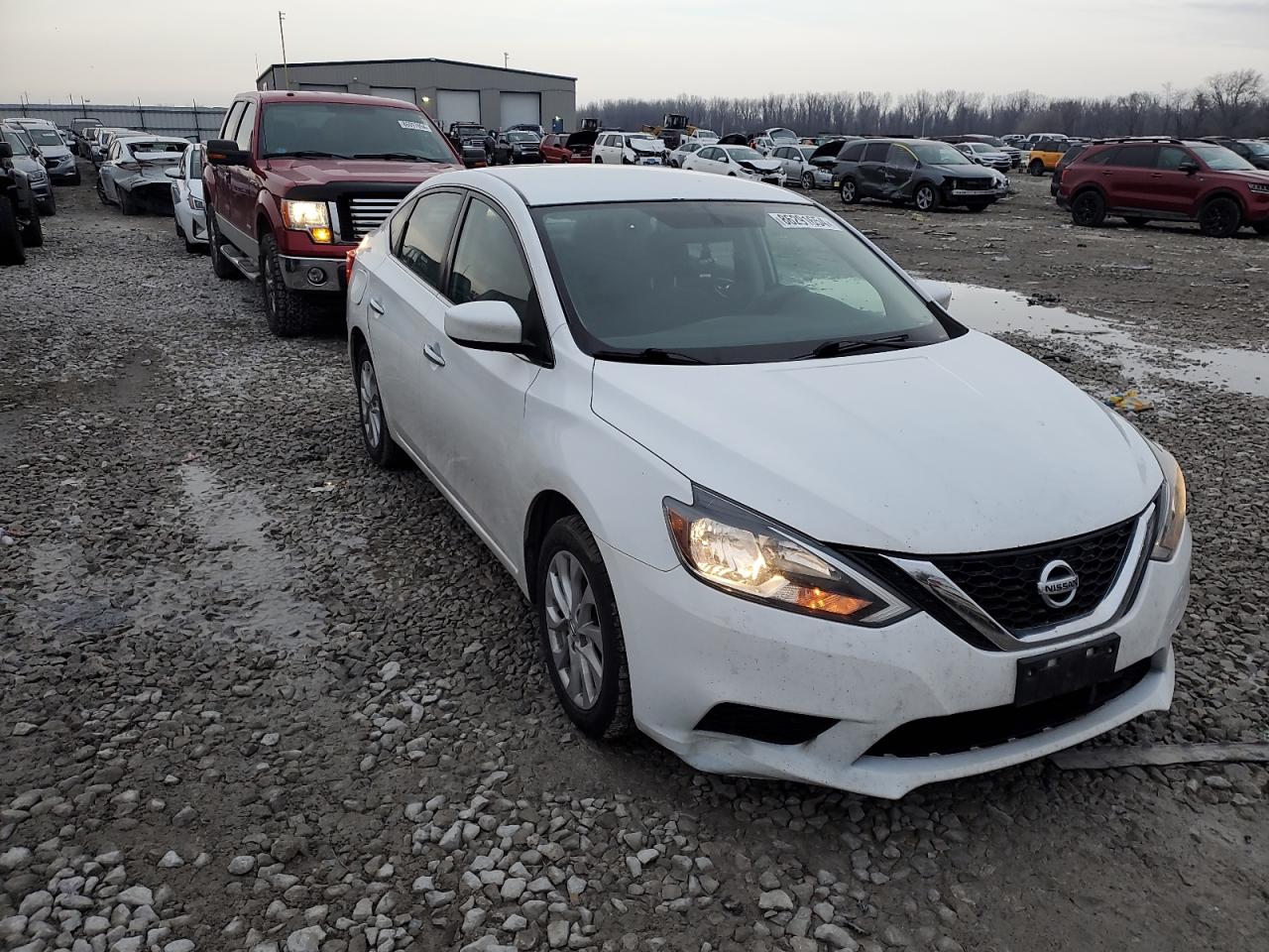 VIN 3N1AB7AP6JL643060 2018 NISSAN SENTRA no.4