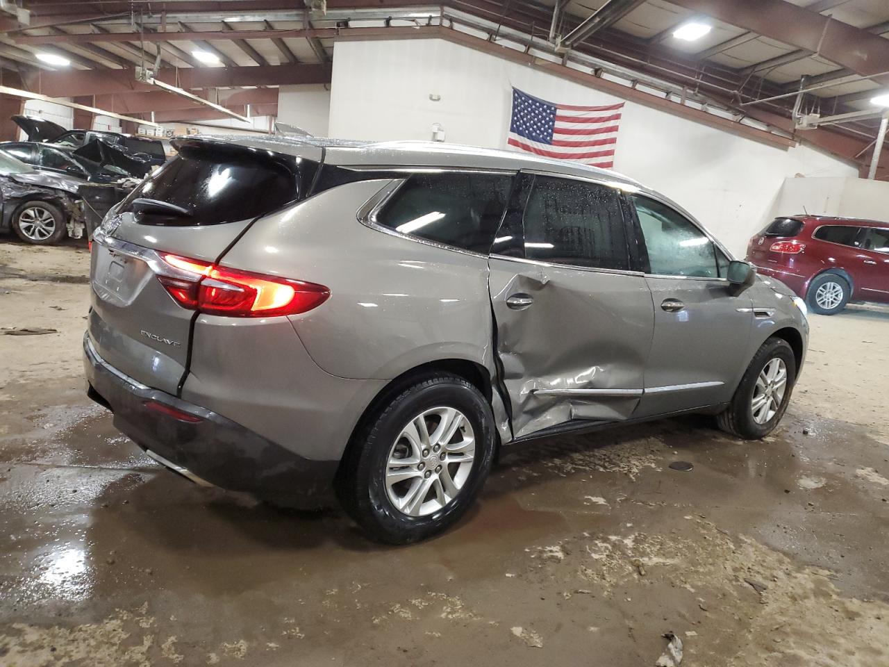 VIN 5GAERBKW1KJ249933 2019 BUICK ENCLAVE no.3