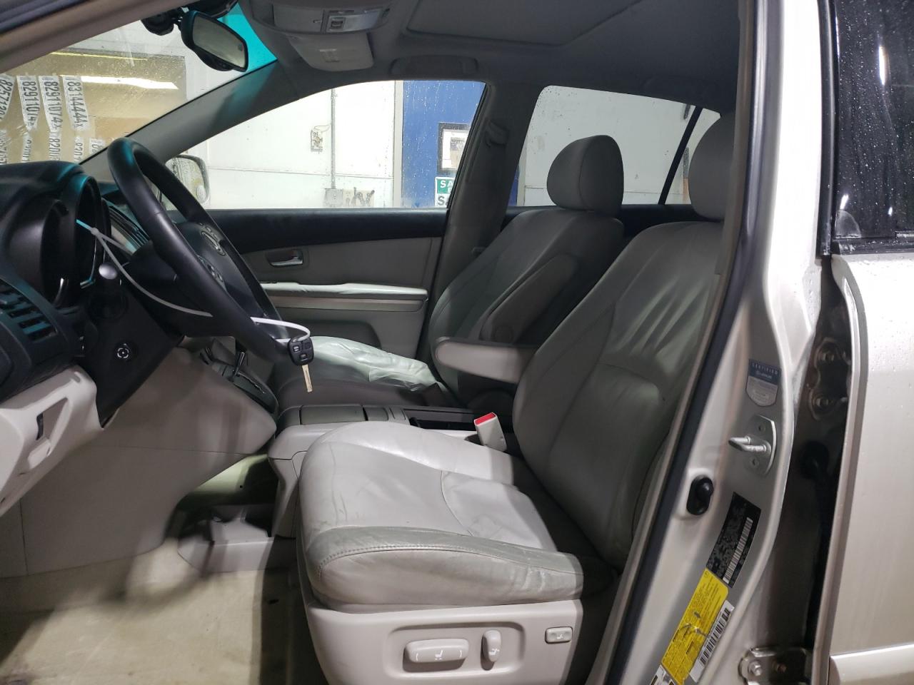 2006 Lexus RX - Image 7