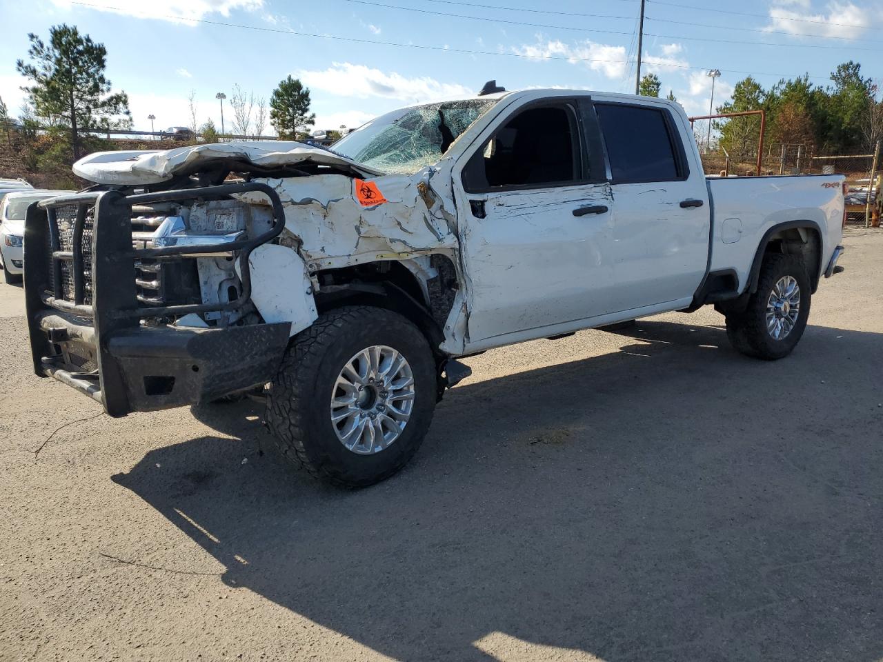 2022 Chevrolet Silverado - Image 2