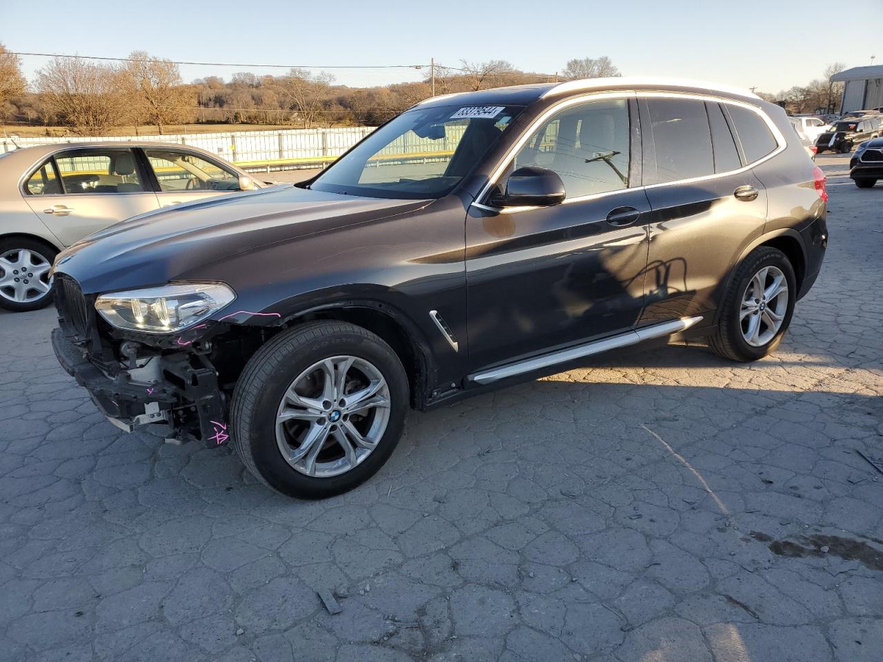 VIN 5UXTR7C59KLR47086 2019 BMW X3 no.1