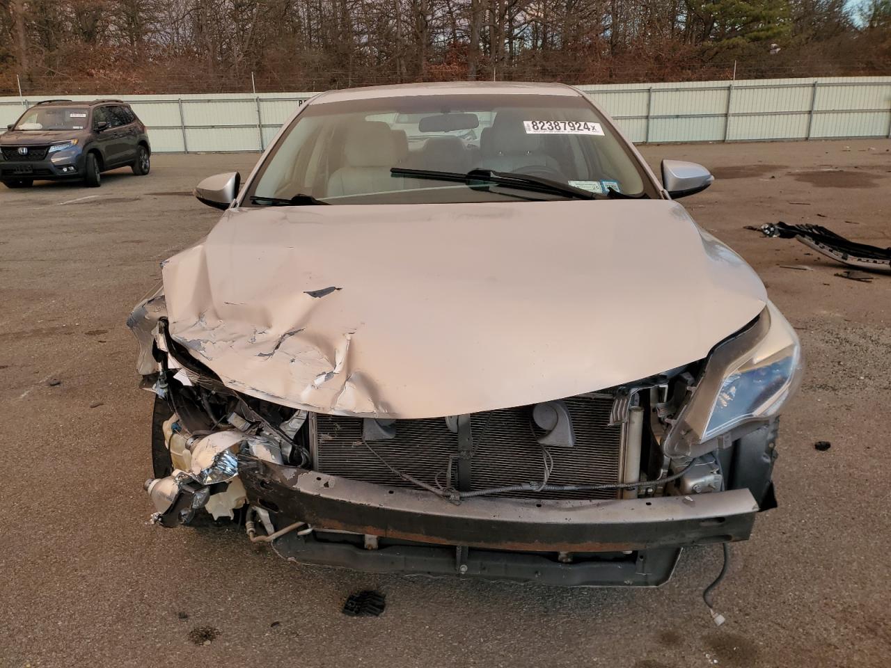 2014 Toyota Avalon - Image 5