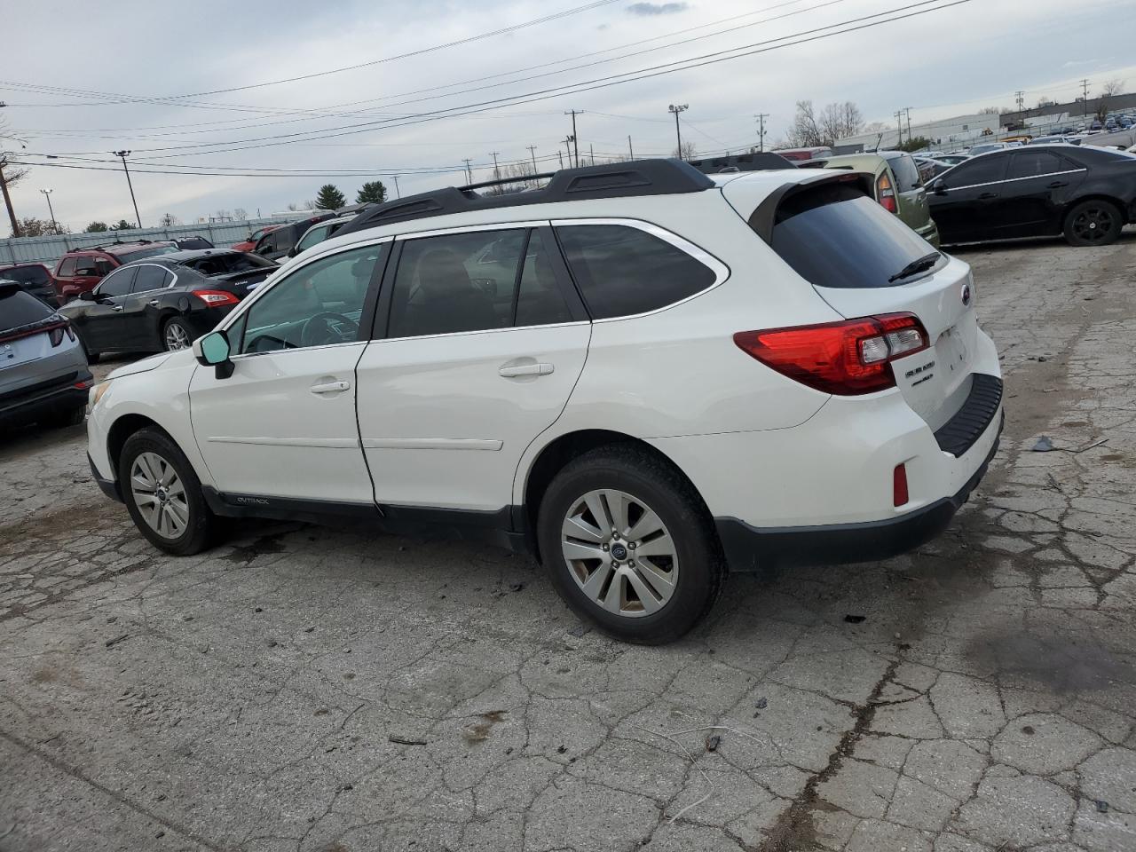 2015 Subaru Outback - Image 2