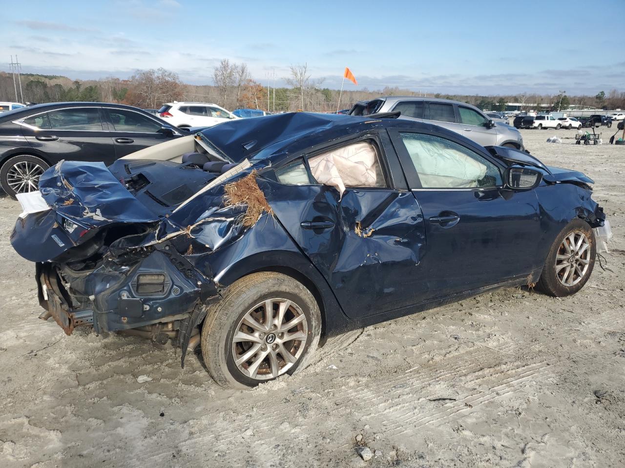 2014 Mazda 3 - Image 3