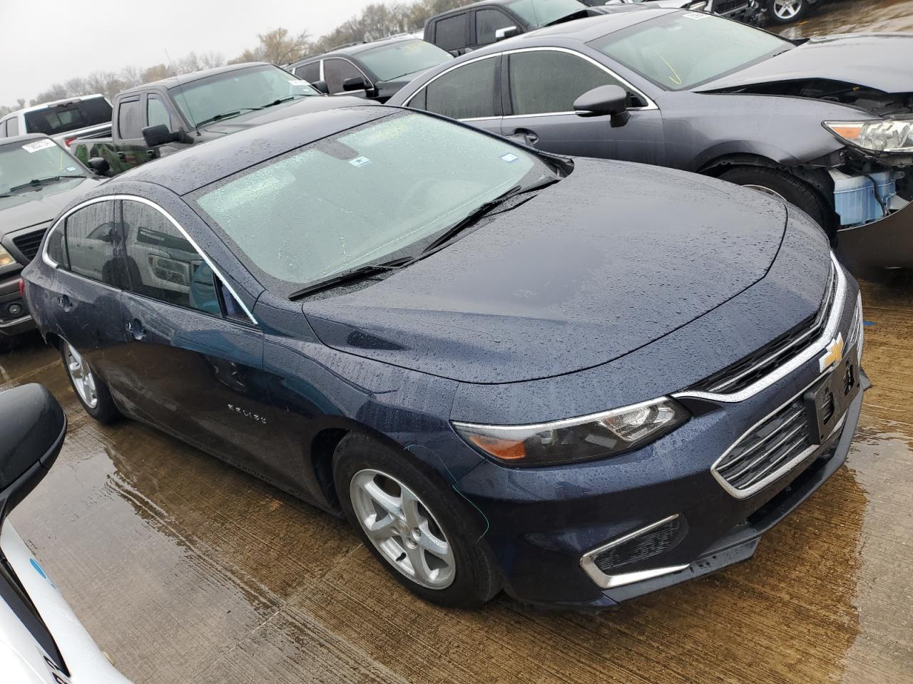 2018 Chevrolet Malibu - Image 4