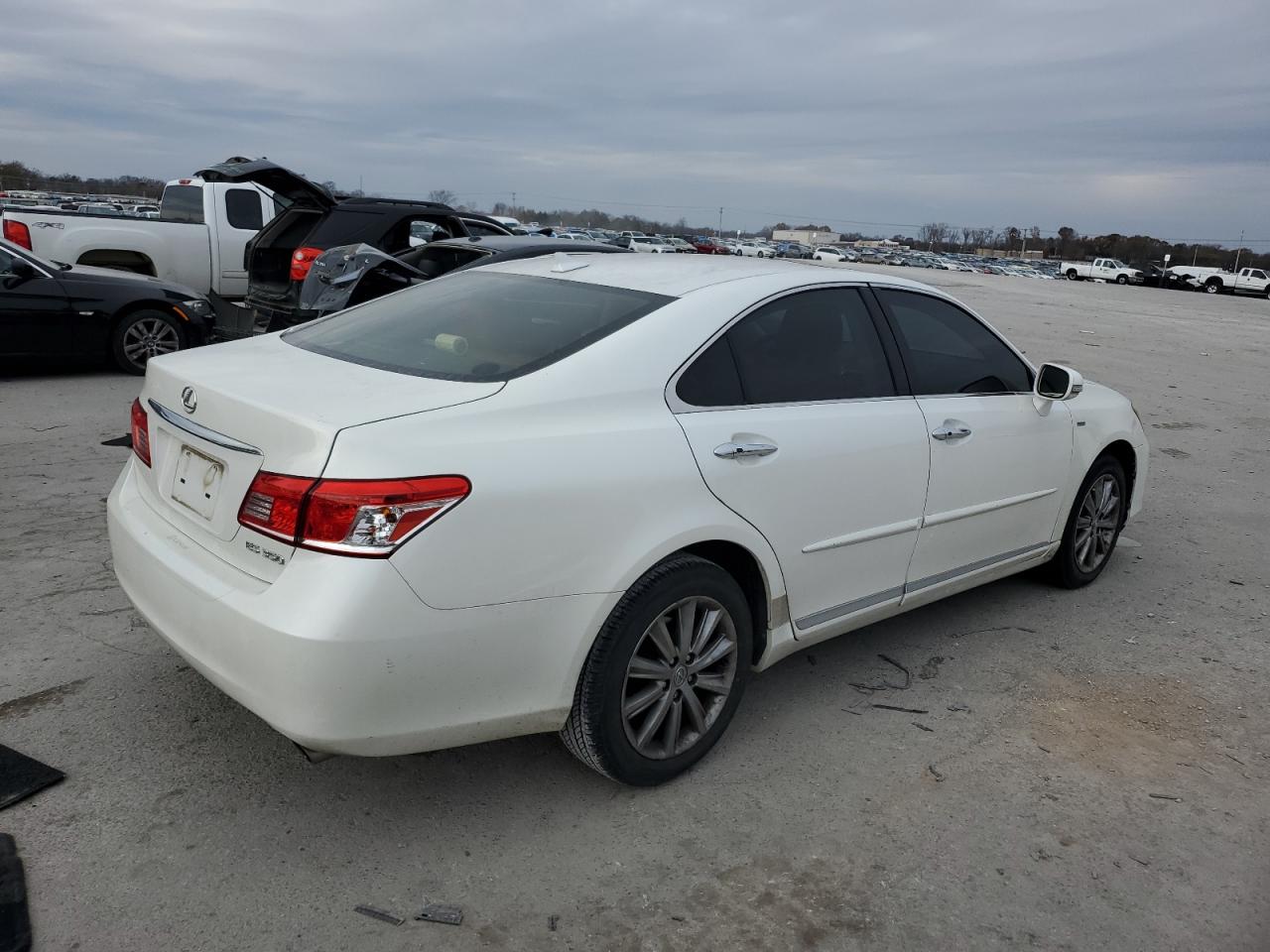 2012 Lexus ES - Image 3