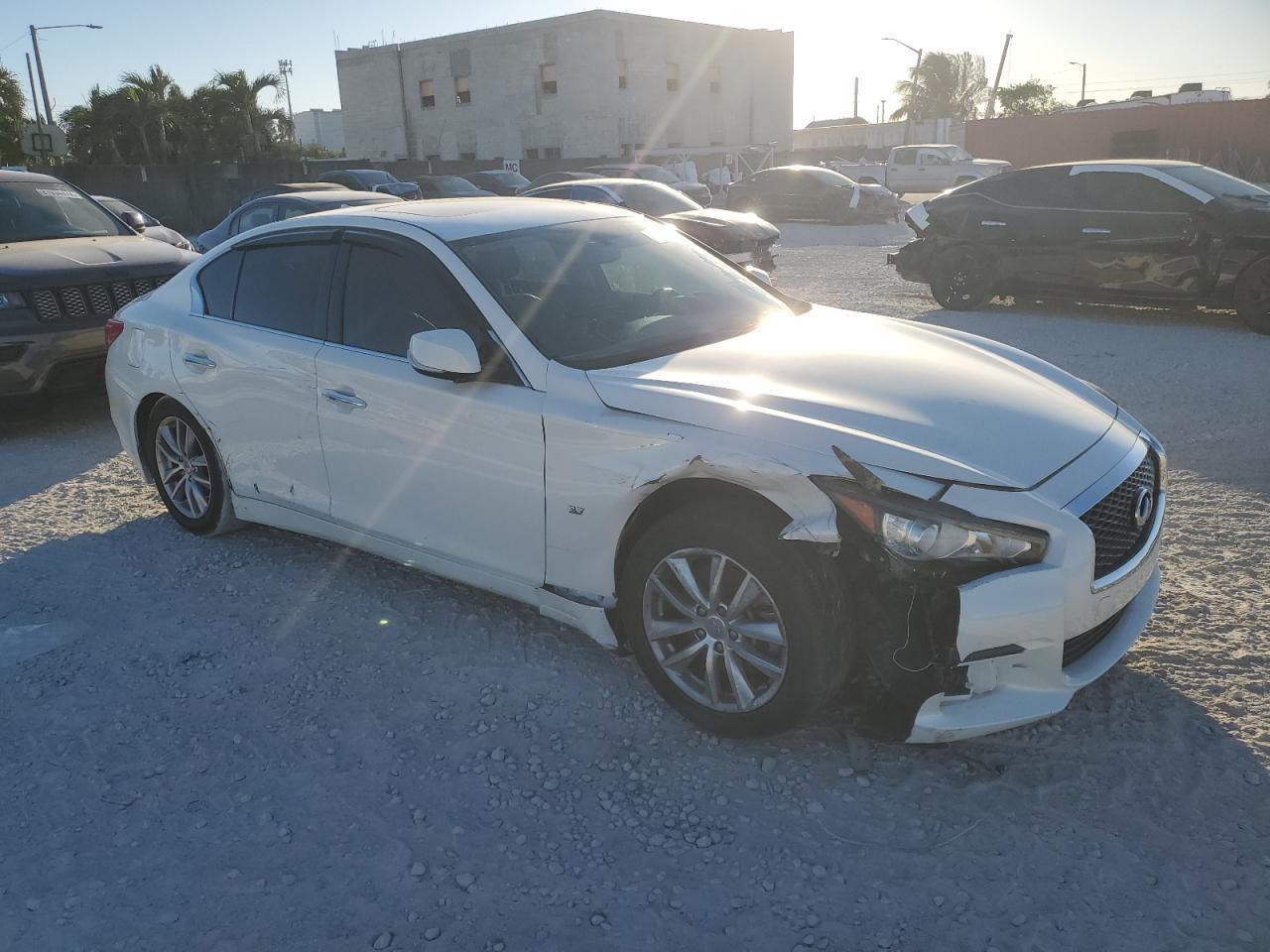 2014 Infiniti Q50 - Image 4
