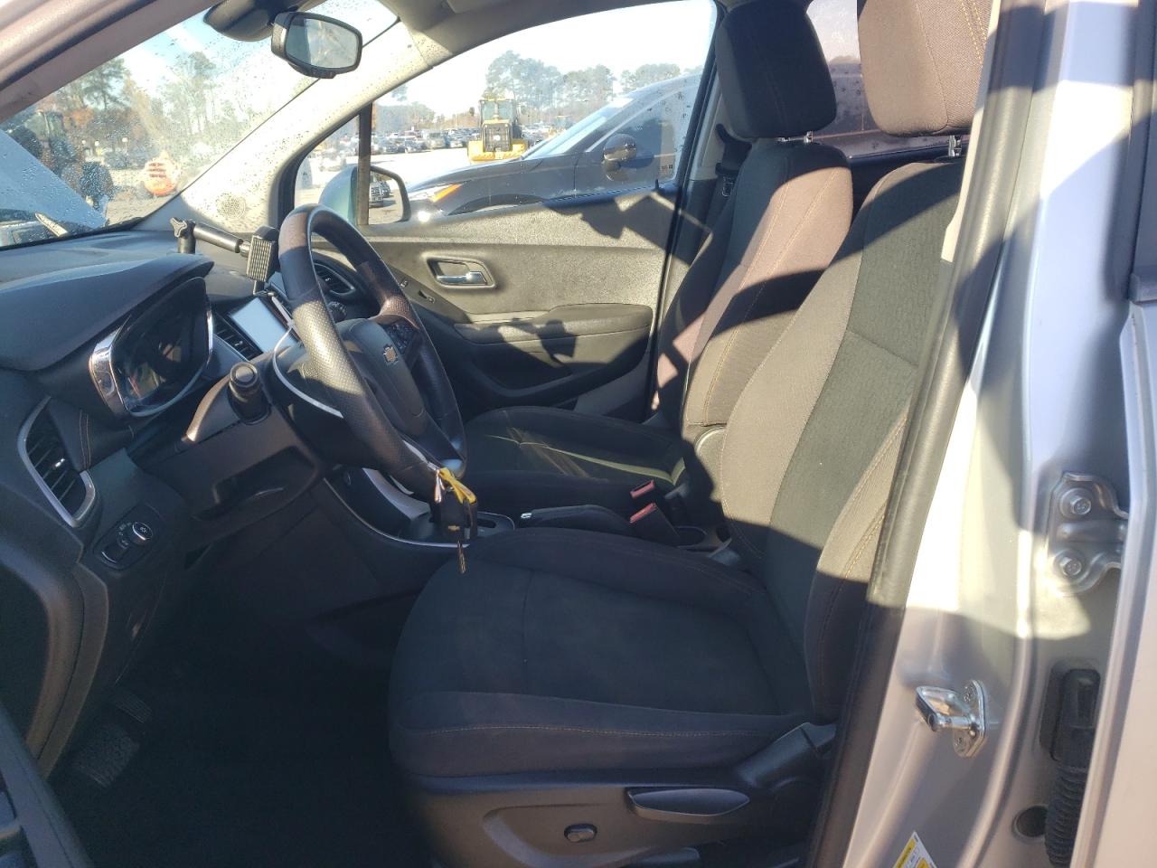 2017 Chevrolet Trax - Image 7