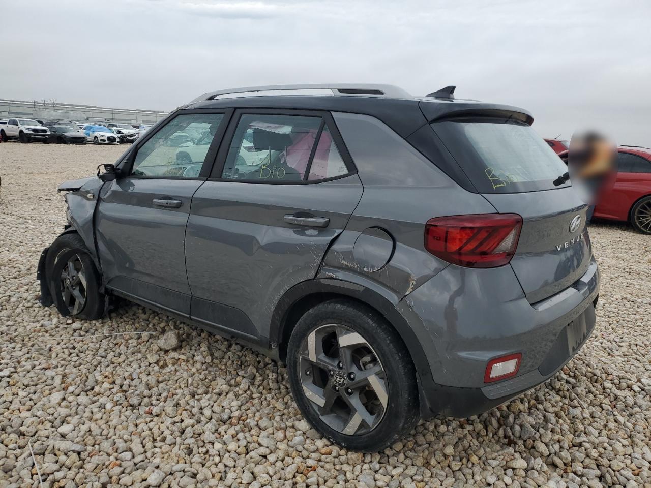 2022 Hyundai Venue - Image 2