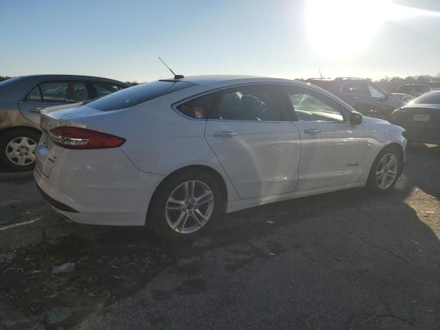  FORD FUSION 2018 Белый