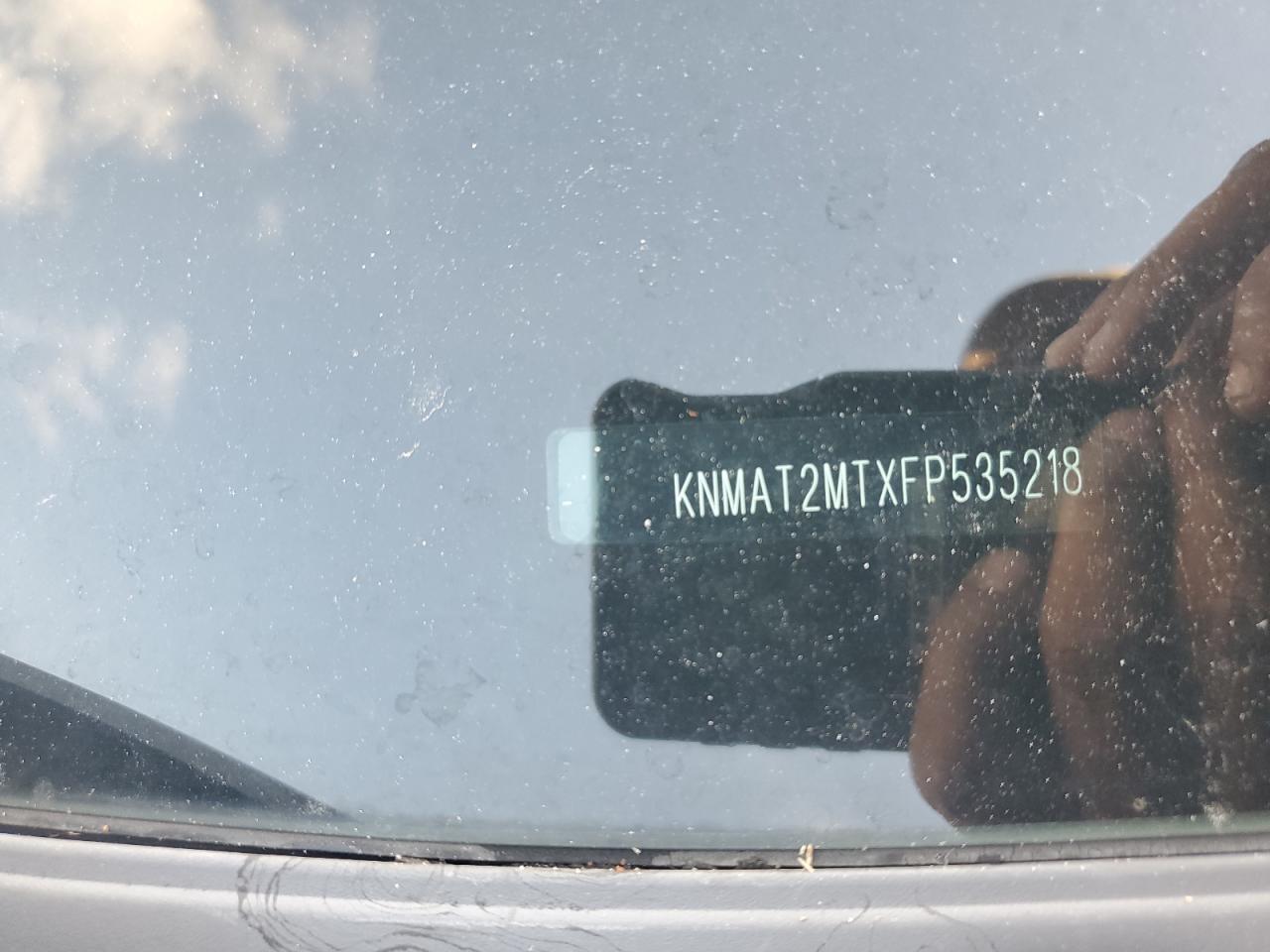 VIN KNMAT2MTXFP535218 2015 NISSAN ROGUE no.12