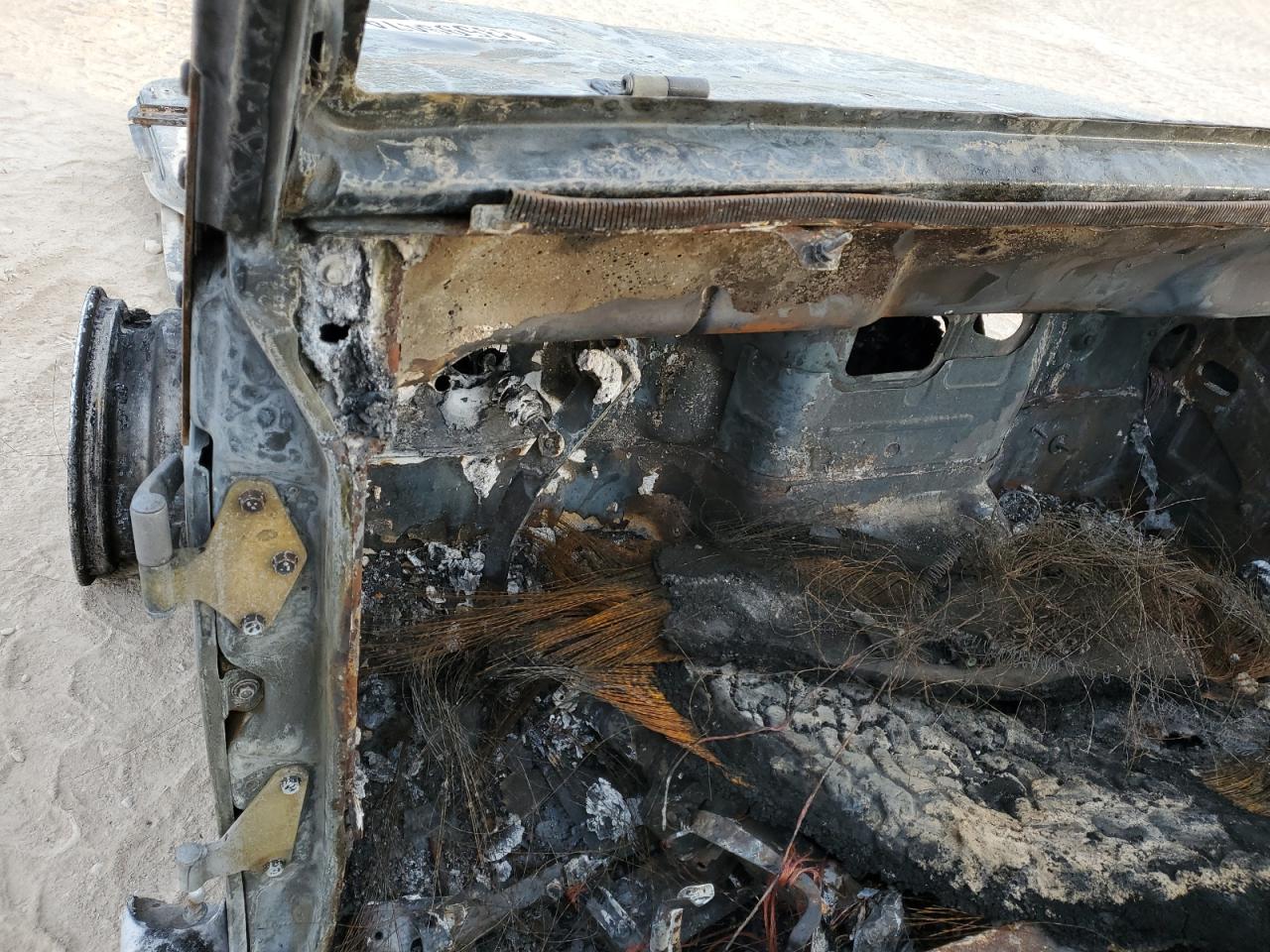 2008 Jeep Wrangler Unlimited X VIN: 1J4GA391X8L586915 Lot: 83599474