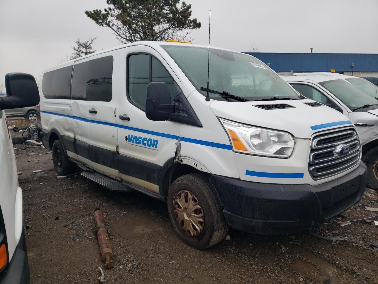 VIN 1FBZX2ZM7KKA00982 2019 FORD TRANSIT no.4