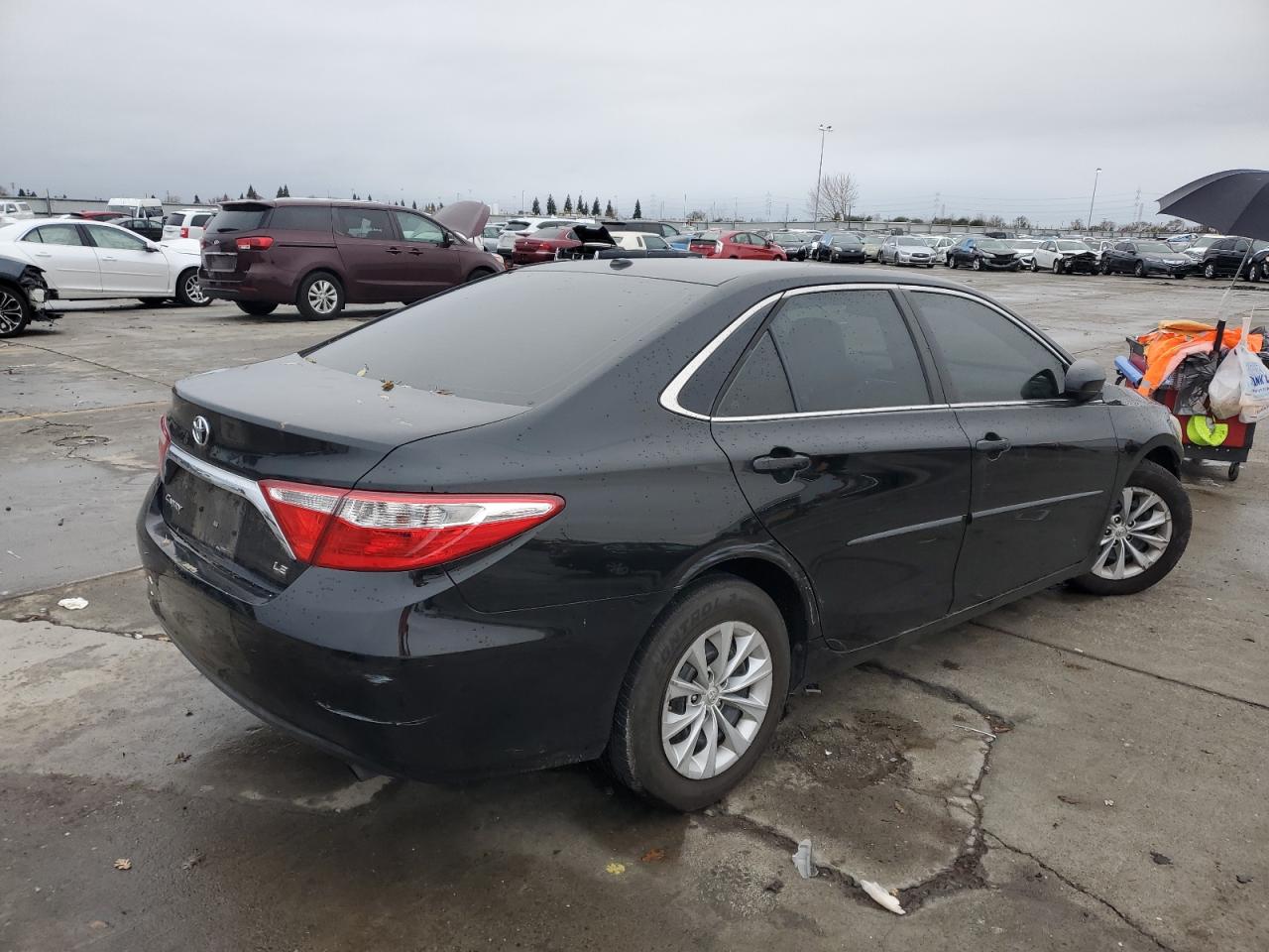 VIN 4T4BF1FK8GR543705 2016 TOYOTA CAMRY no.3