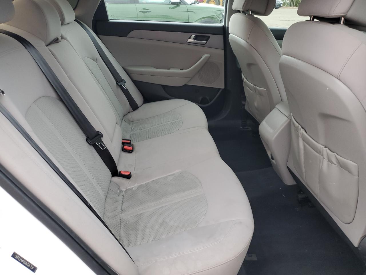 2016 Hyundai Sonata - Image 10