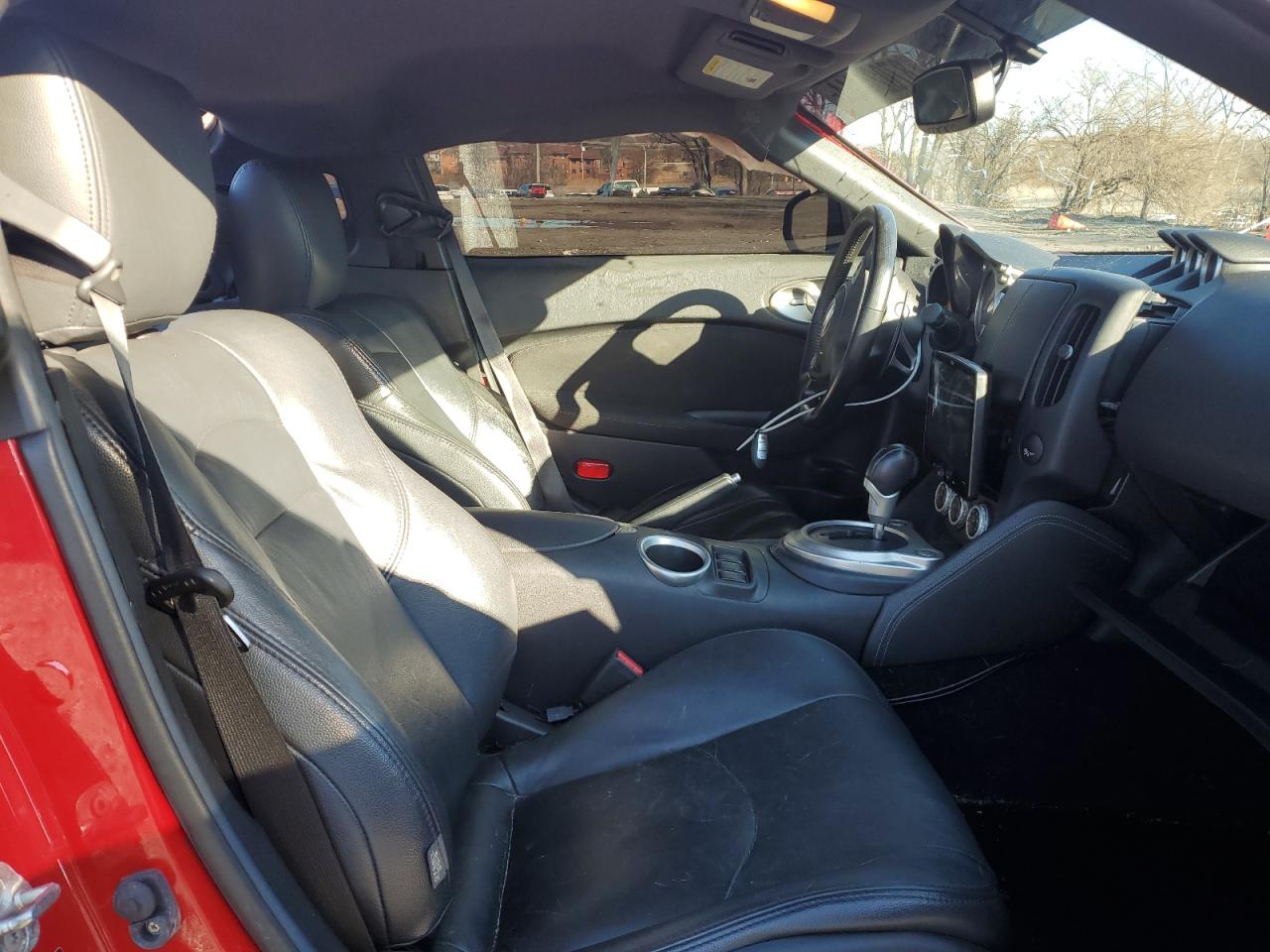 2014 Nissan 370Z - Image 10