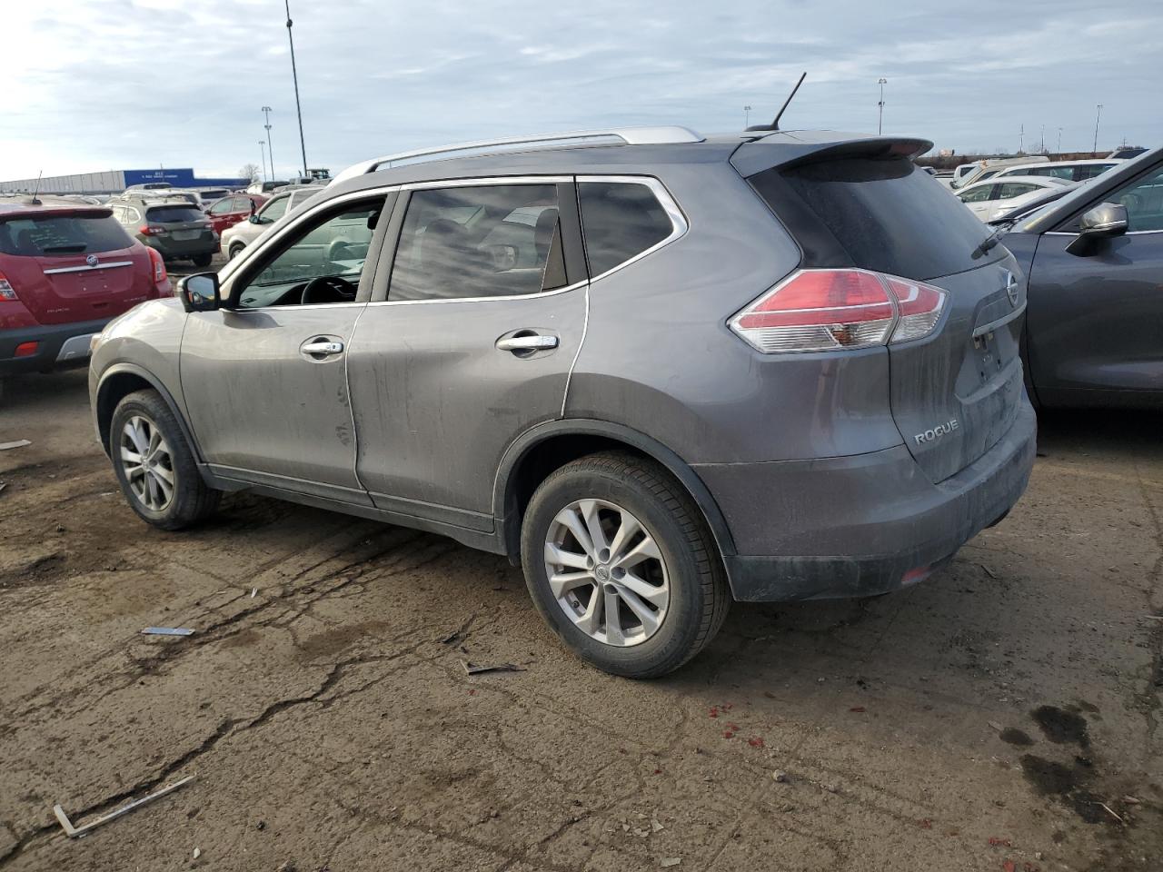 VIN KNMAT2MVXFP503063 2015 NISSAN ROGUE no.2