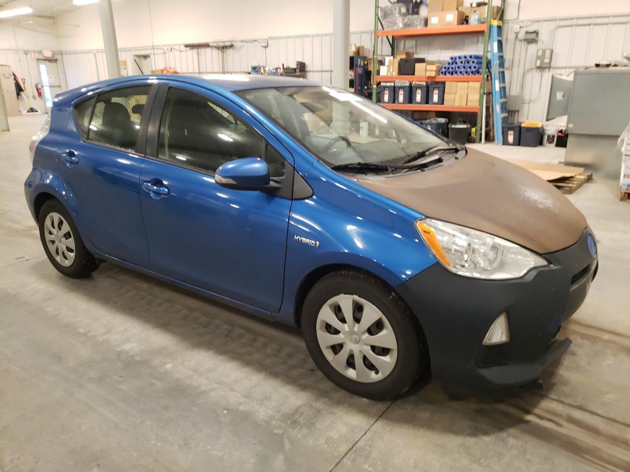 2013 Toyota Prius - Image 4