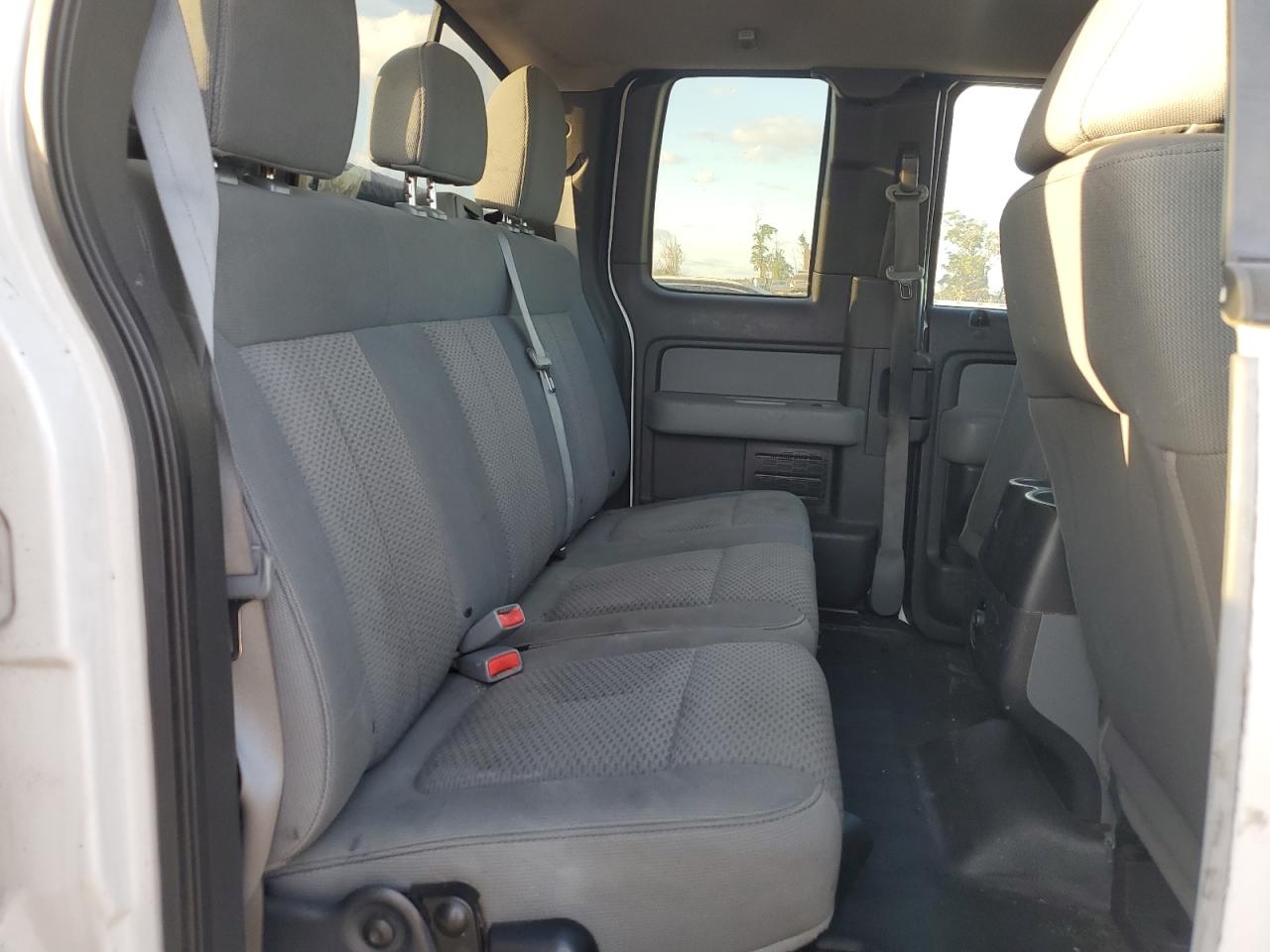 2011 Ford F-150 - Image 10