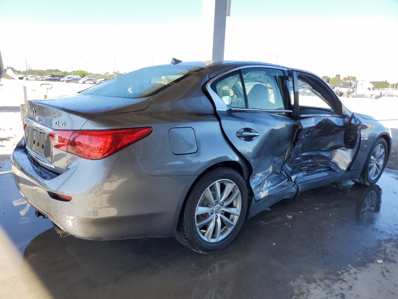 VIN JN1BV7AP1FM354354 2015 INFINITI Q50 no.3