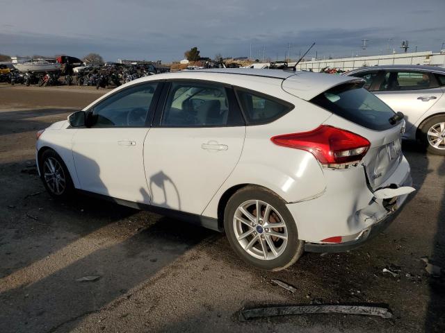 Hatchbacks FORD FOCUS 2016 Biały