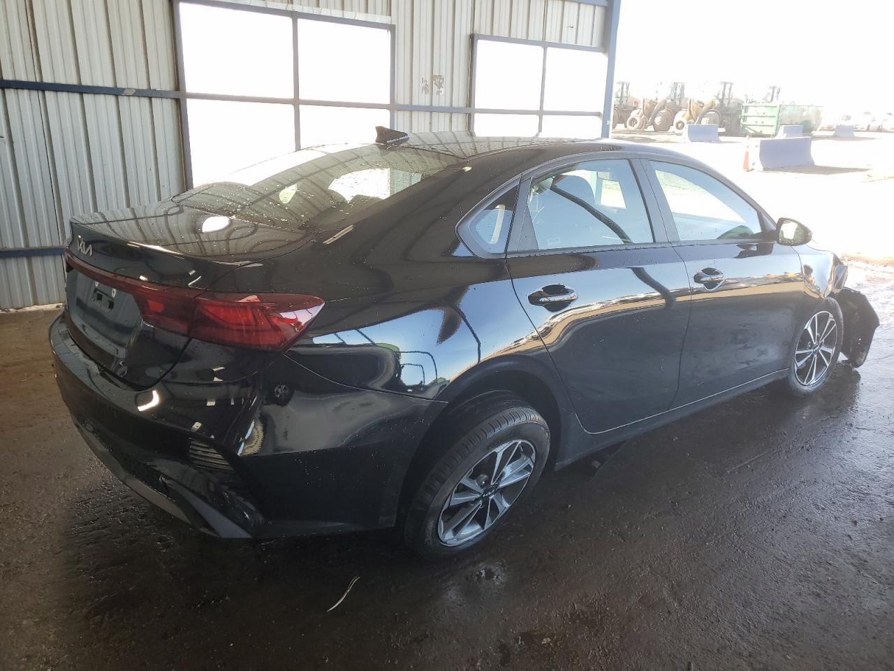 2024 Kia Forte - Image 3