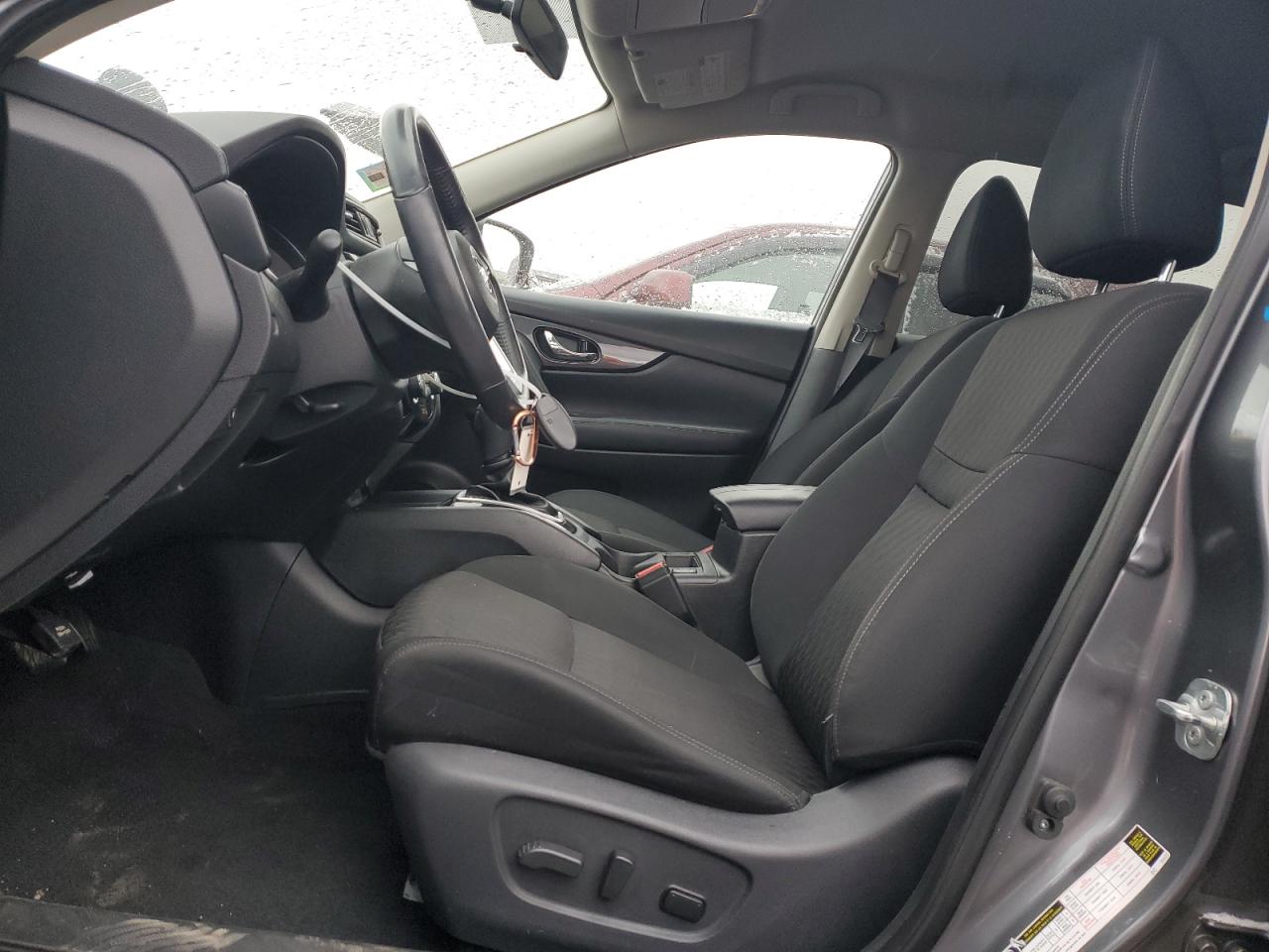 2018 Nissan Rogue - Image 7
