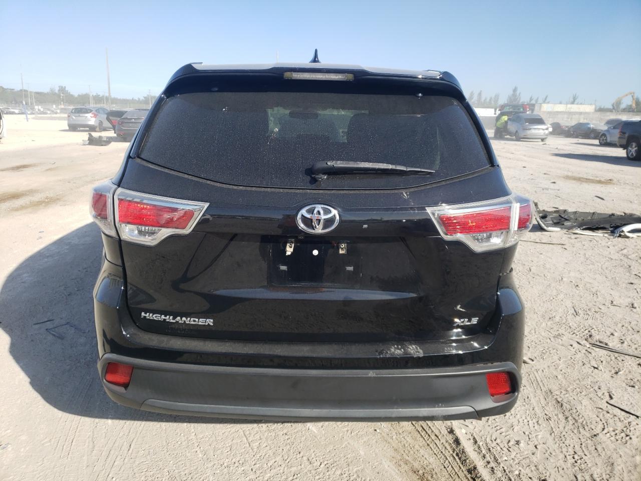 VIN 5TDKKRFH0GS500851 2016 TOYOTA HIGHLANDER no.6